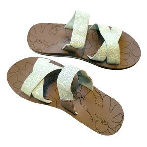 Seafoam Green Sandals Floral Elastic Straps Grey Soles Woman's Size 5 JJ3365